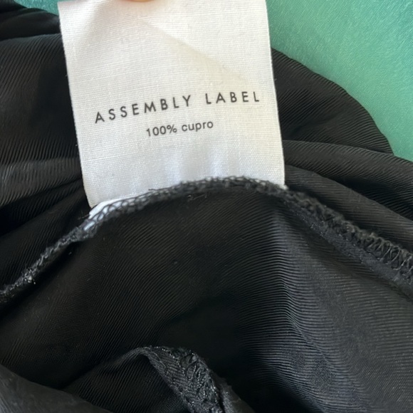 Assembly label cupro black cropped pants - Picture 5 of 7